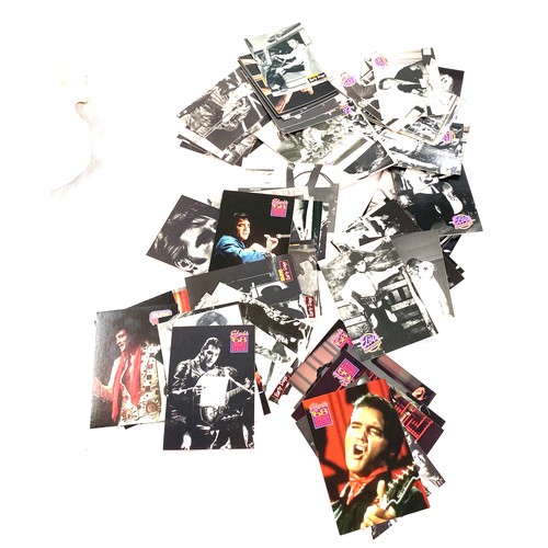 427 - Large selection of 1992 Elvis Presley collectors cards - The Cards of his Life approx 200 cards in t... 