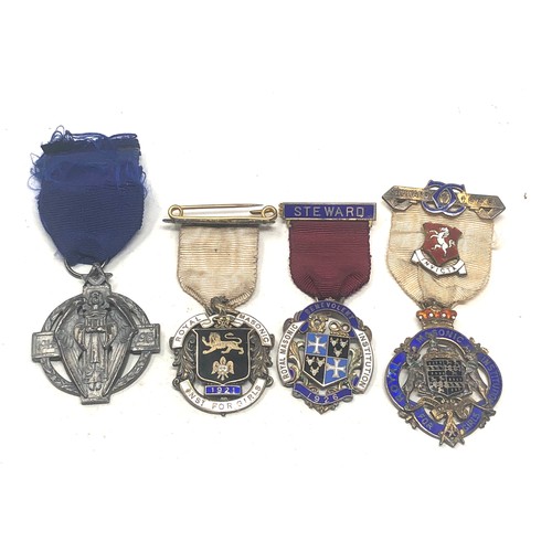 520 - 4 silver masonic jewels