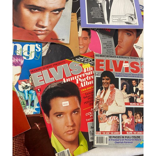 358 - Large selection of Elvis Presley collectors magazines includes Photo Album, Now Dig This, Elvis His ... 