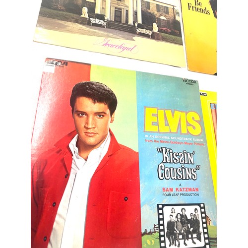 359 - 4 Elvis Presley records includes Kissin Cousins, Leaving it up to you, Lets Be friends and Recorded ... 