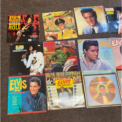 217 - Large Selection of Elvis Presley record includes Elvis Is Back, Elvis Golden Record, Elvis In Hollyw... 