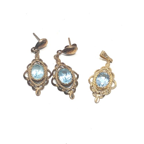 117 - 2 x 9ct gold vintage topaz earrings & pendant (3g)