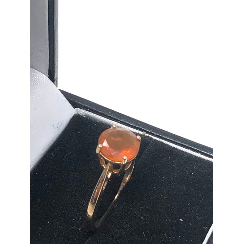 72 - 10ct gold fire opal solitaire ring (2.3g)