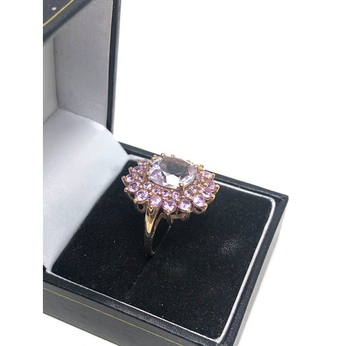 89 - 9ct gold rock quartz & pink sapphire dress ring (4.8g)