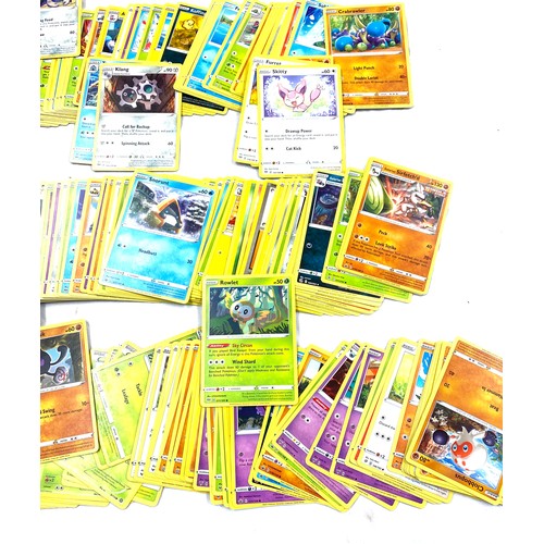 599 - Large selection of Pokemon collectors cards 2020/21 selection of 500 +cards