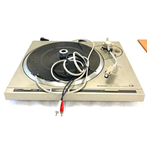 284 - Pioneer turntable, model PL200 untested