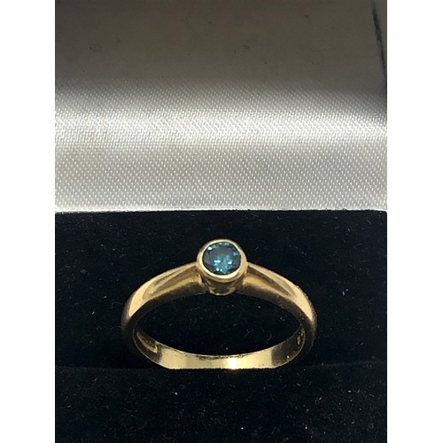 56 - 16ct gold blue diamond ring 3.3g blue diamond measures approx 3.5mm dia 0.22ct diamond