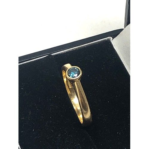 56 - 16ct gold blue diamond ring 3.3g blue diamond measures approx 3.5mm dia 0.22ct diamond