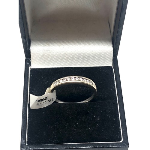 60 - 9ct gold diamond ring weight 2.1g 0.25ct diamonds label cost £995