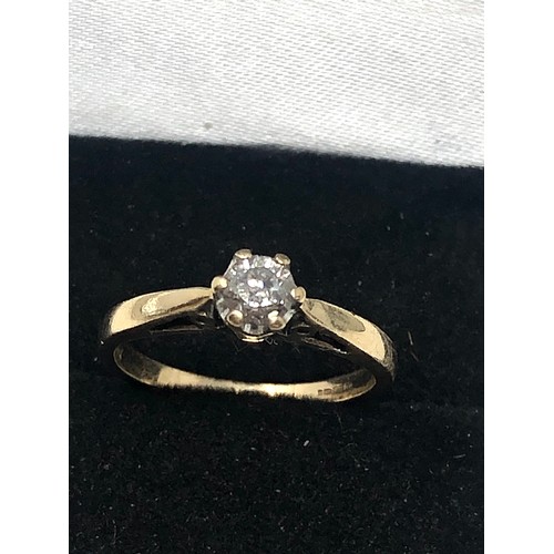 72 - 9ct gold diamond ring weight 2.3g 0.25ct diamond