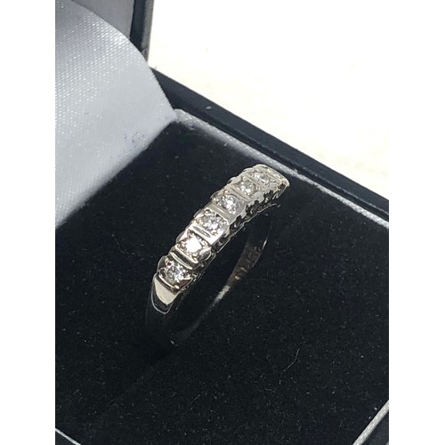 78 - 9ct white gold diamond ring weight 2.6g 0.25ct diamonds