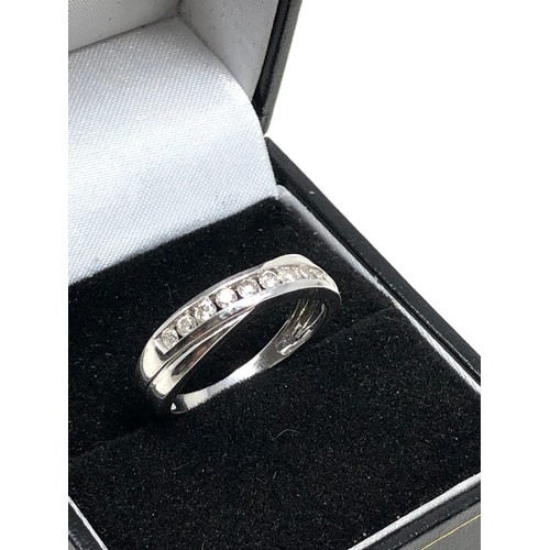 80 - 9ct white gold diamond ring weight 2.6g 0.33ct diamonds