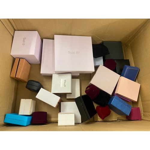 230A - Large selection of empty jewellery boxes