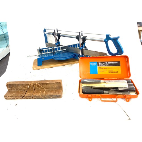 226 - AGS mitre saw and a draper chissle set