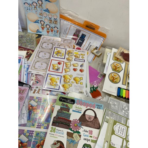 241 - Selection of craft miscellaneous to include templates, shape card kits, decoupage etc