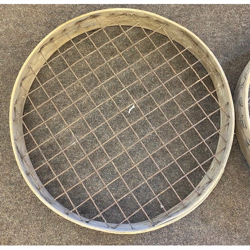 302 - Selection of 3 garden sieves