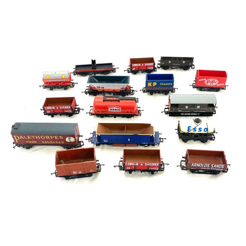 120 - Selection of Hornby railway wagons includes Shell, Kit Kat, Arnolds Sands etc