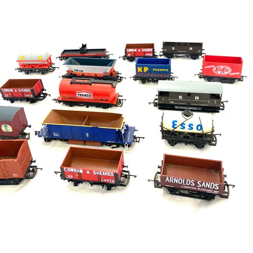 120 - Selection of Hornby railway wagons includes Shell, Kit Kat, Arnolds Sands etc