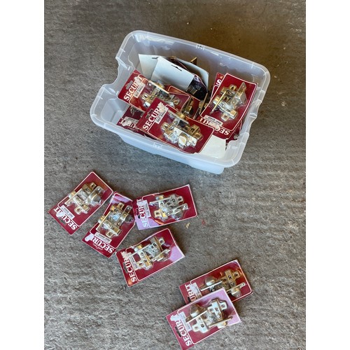 267 - Box of assorted hinges