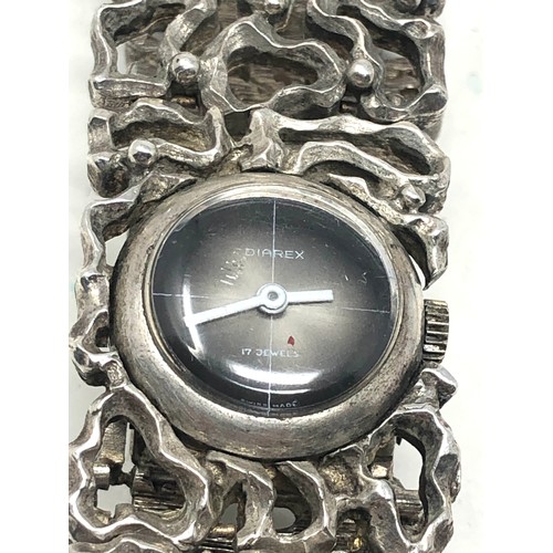 461 - 1970s brutalist silver ladies wristwatch