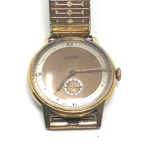 450 - Vintage gents roamer wristwatch handwind the watch is ticking