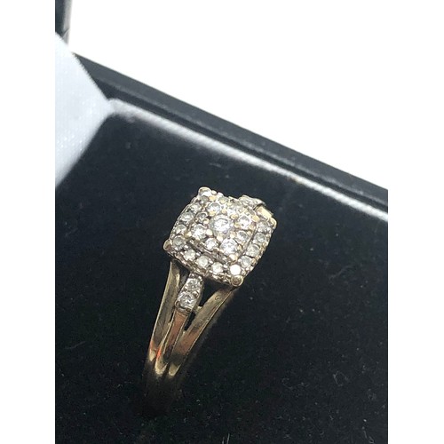 85 - 9ct gold diamond ring weight 2.8g 0.21ct diamonds