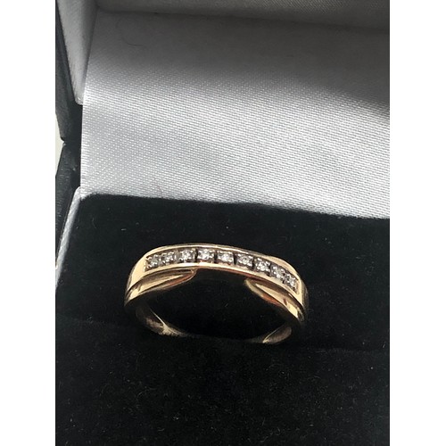 94 - 9ct gold diamond ring weight 2.1g