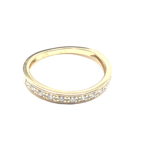 99 - 18ct gold diamond half eternity ring weight 1.9g