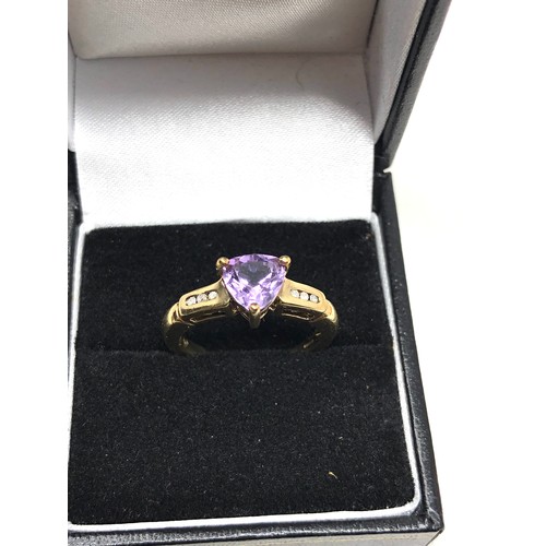 104 - 9ct gold amethyst & diamond ring weight 3.5g