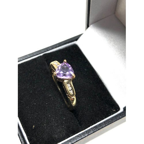 104 - 9ct gold amethyst & diamond ring weight 3.5g