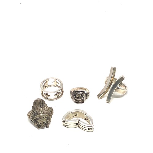 417 - 5 X Vintage Sterling Silver Rings Inc. Egyptian (56g)