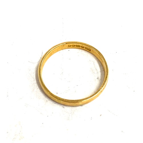 531 - Hallmarked 22ct Gold wedding band total weight 2.7 grams, ring size M/N