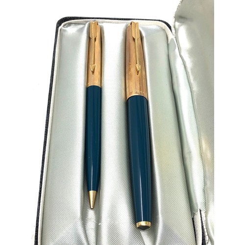 470 - Parker 65 fountain pen & pencil boxed