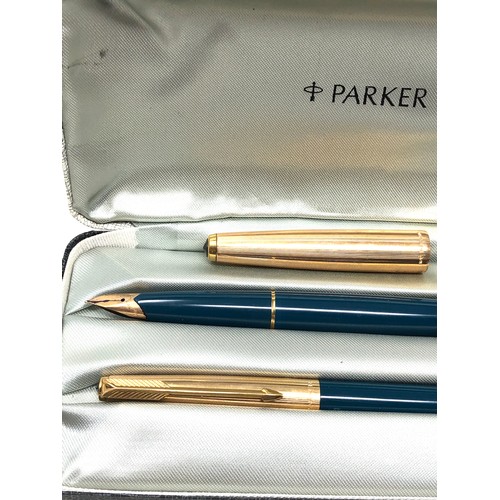 470 - Parker 65 fountain pen & pencil boxed