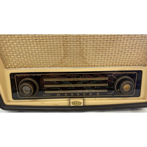 95 - Vintage GEC readio cat no: EC5645, in need of re-wiring, untested