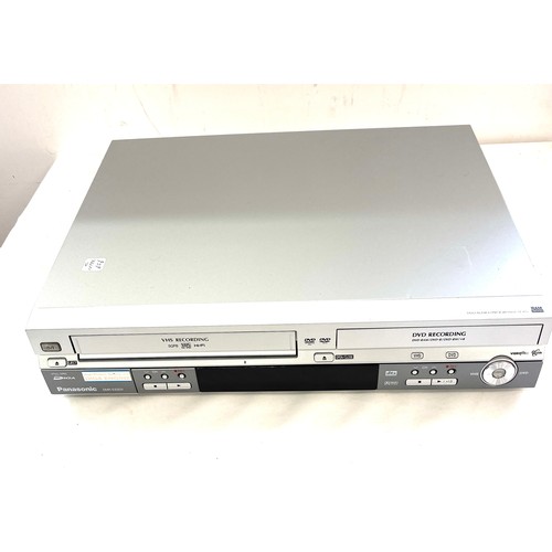 301 - Panasonic DMR-ES30V VHS VCR DVD Recorder Combination, untested