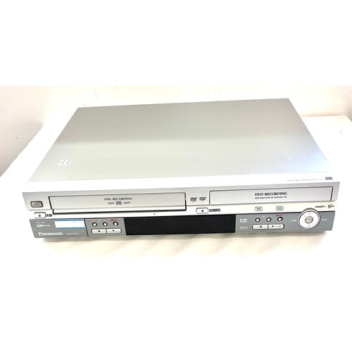 301 - Panasonic DMR-ES30V VHS VCR DVD Recorder Combination, untested
