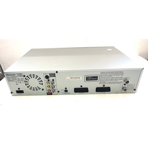 301 - Panasonic DMR-ES30V VHS VCR DVD Recorder Combination, untested