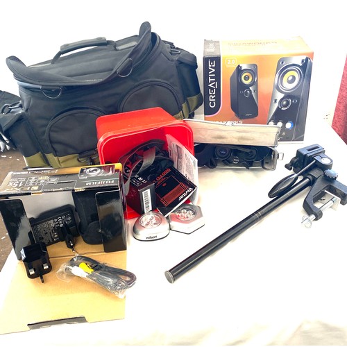 316 - Selection of camera equipment