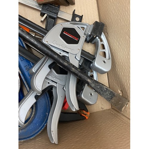 277 - Large selection of G clamps, quick grip clamps, table vice etc