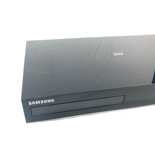 324 - Samsung BD-H8900M blu ray disc/DVD player / 1TB HDD Combo with remote and lead, working order