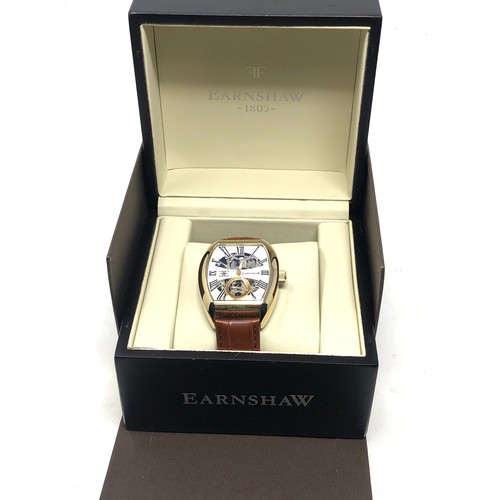 450a - Boxed earnshaw gents wristwatch in working order