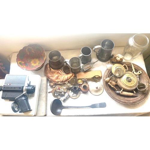 211 - Selection of vintage and later miscellaneous to include metalware pieces, animal ornaments, wooden p... 