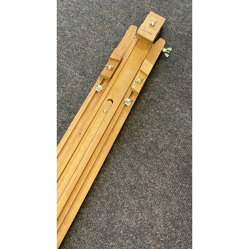 317 - Inscribe folding wooden artist easel