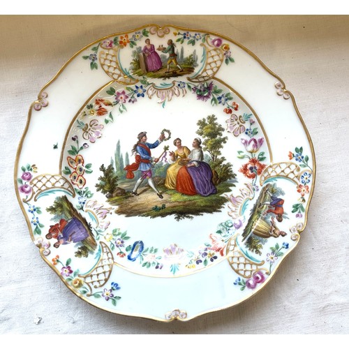 141 - Pair of collectors plates, marks to the base diameter approx 9.5 inches