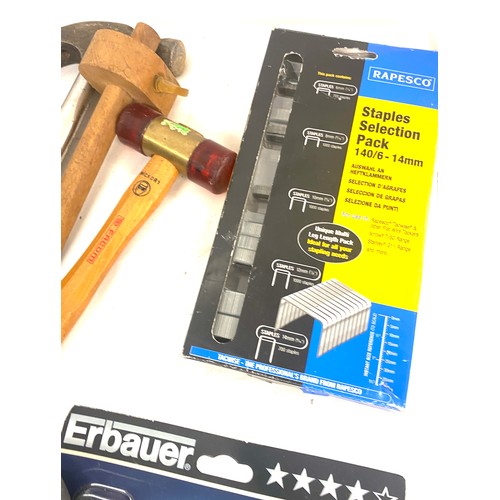 300 - Selection of hand tools to include hammers, drill bits, staplers etc