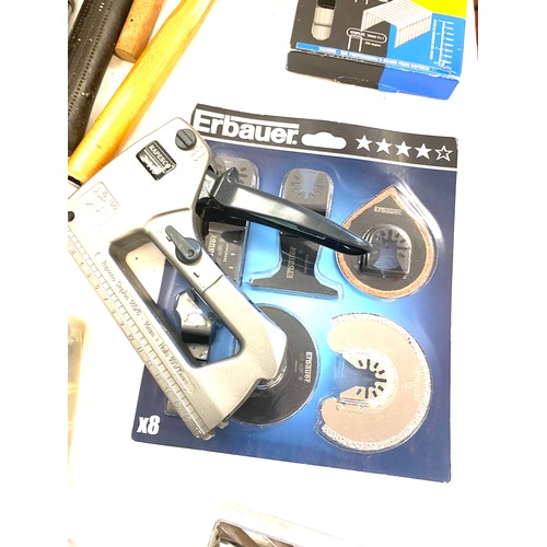 300 - Selection of hand tools to include hammers, drill bits, staplers etc