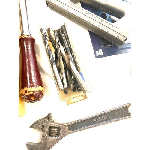 300 - Selection of hand tools to include hammers, drill bits, staplers etc
