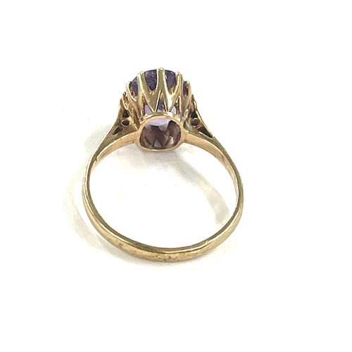 570 - 9ct gold and amethyst ring uk size I+ total weight 1.9g