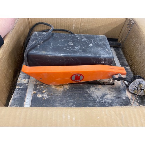 306 - Challenge electric tile cutter serial MTC5O63, unteted